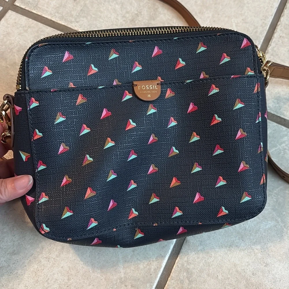 Navy Fossil crossbody purse